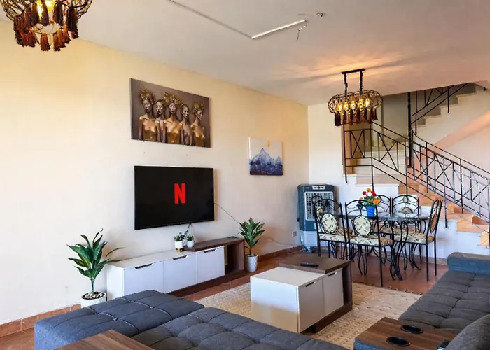 Beachfront 4 Bedrooms L Paradise Sea View Garden Apartment